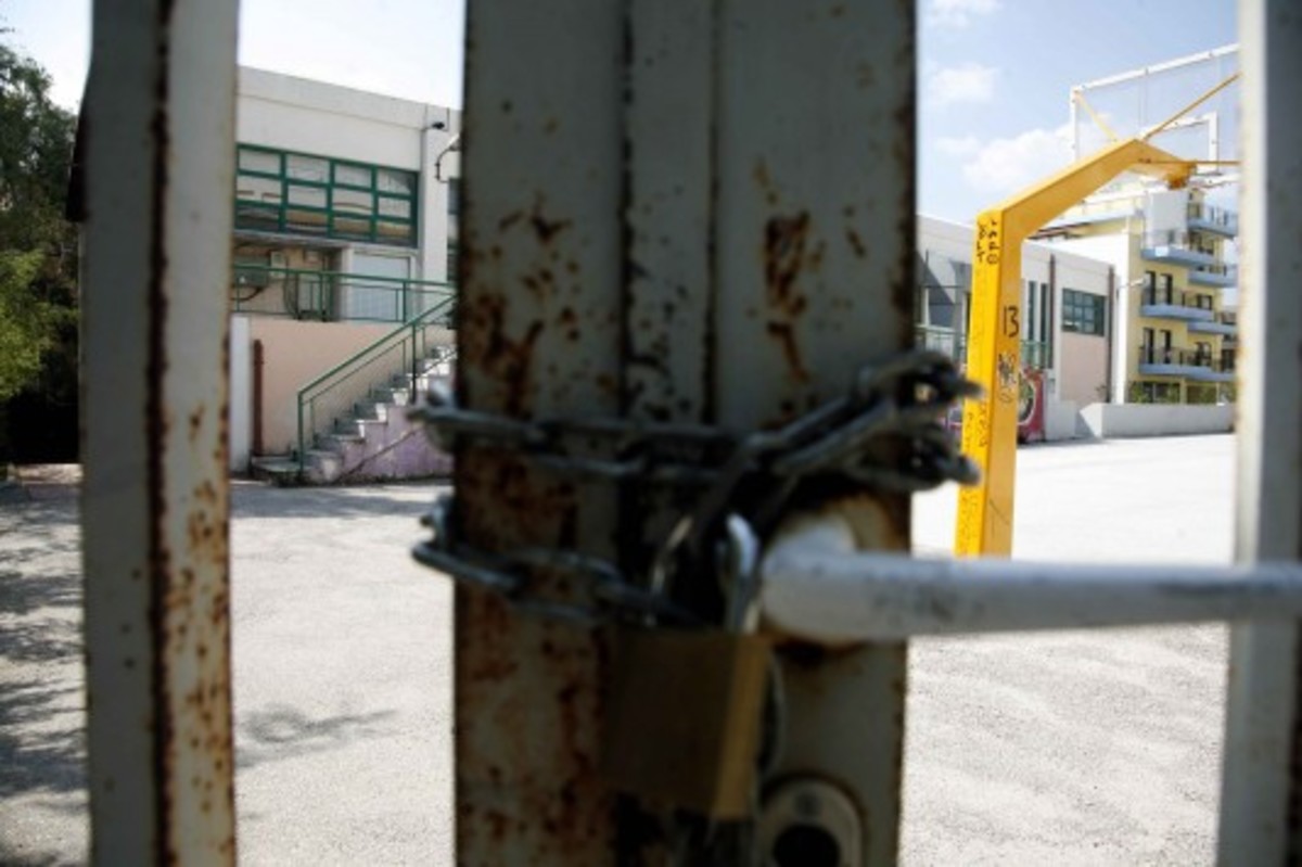 Στους δρόμους οι μαθητές των ΕΠΑΛ – Διαμαρτύρονται για την κατάργηση των ειδικοτήτων στα σχολεία τους