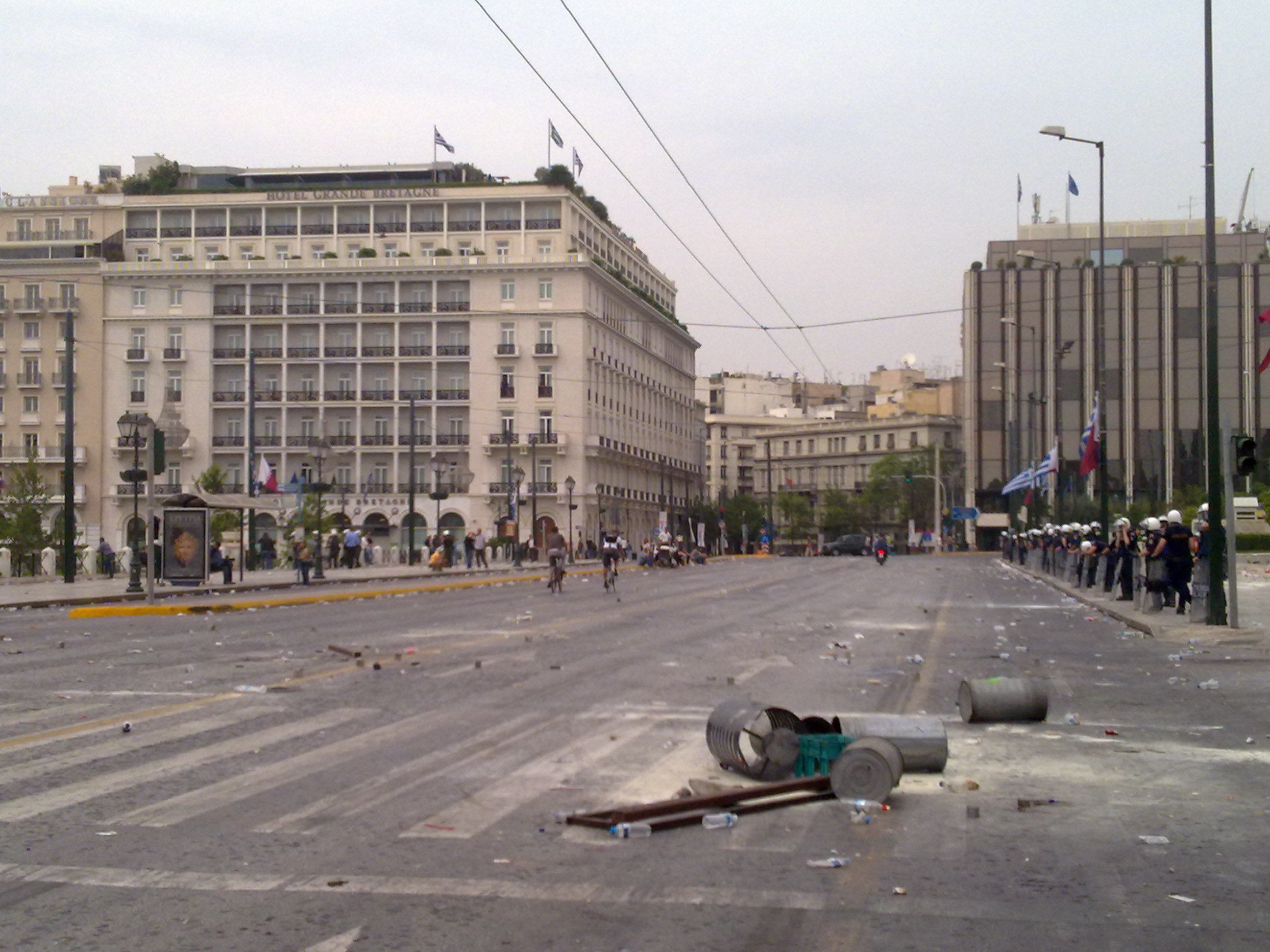 Πόσο κόστισαν στον Δήμο Αθηναίων τα επεισόδια στο Σύνταγμα