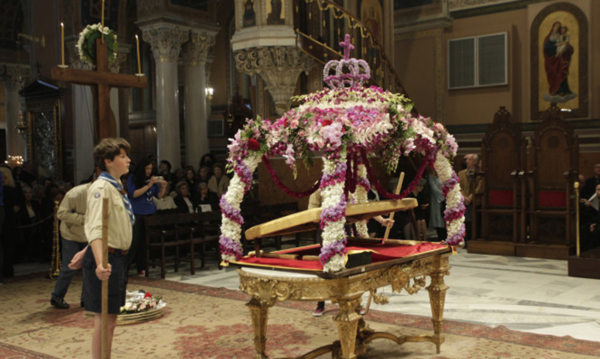 Οι ωραιότεροι επιτάφιοι ανά την Ελλάδα [pics]
