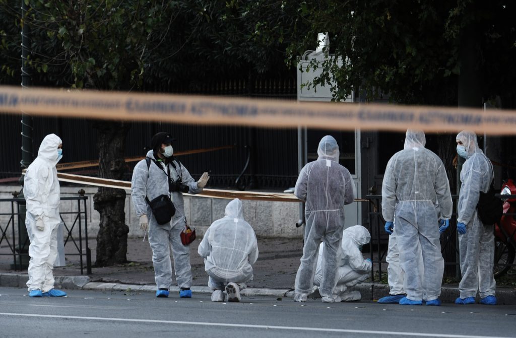 Επίθεση στην Γαλλική πρεσβεία: Αμυντικού τύπου η χειροβομβίδα! Σώθηκε από θαύμα ο ειδικός φρουρός