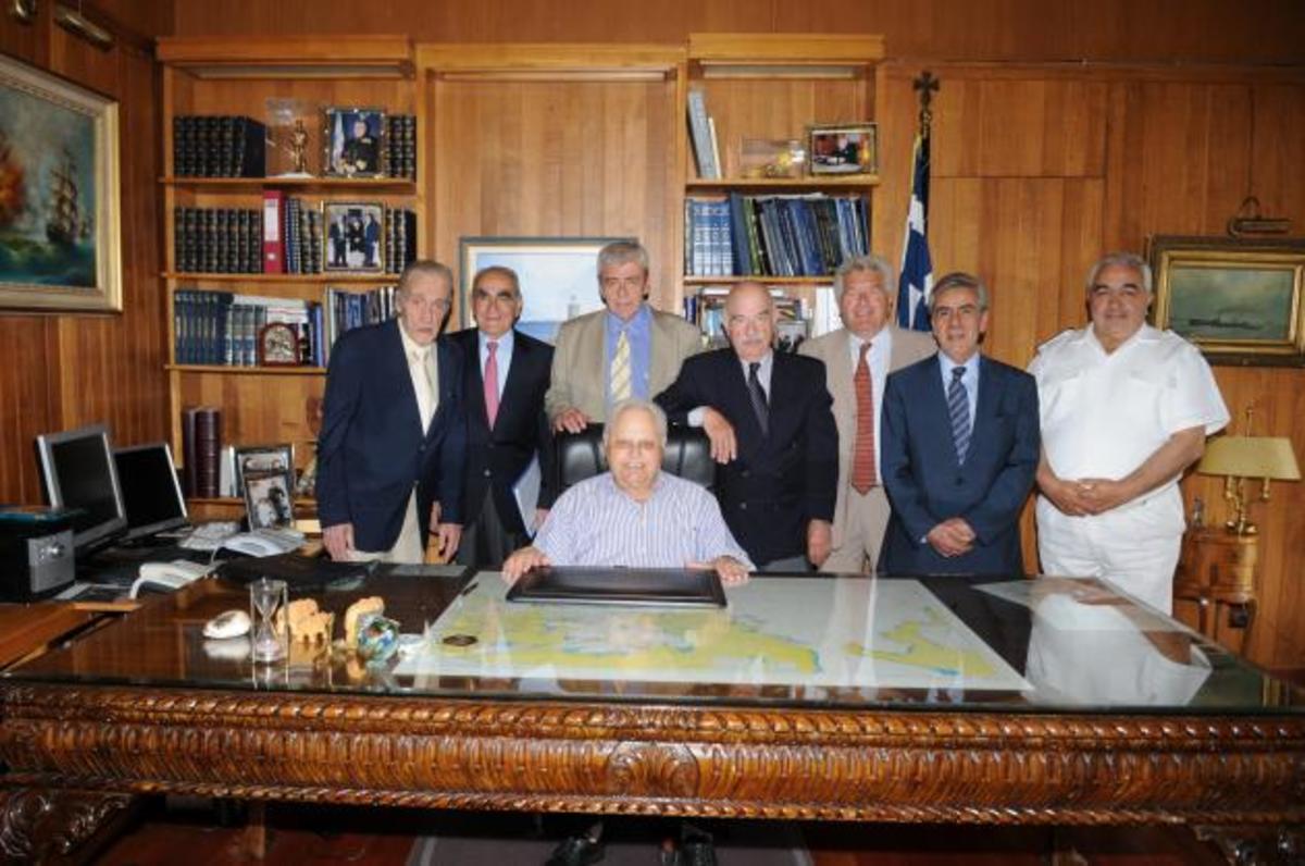 “Παράδοση” δεκαετιών… έσπασε στο ΓΕΝ!