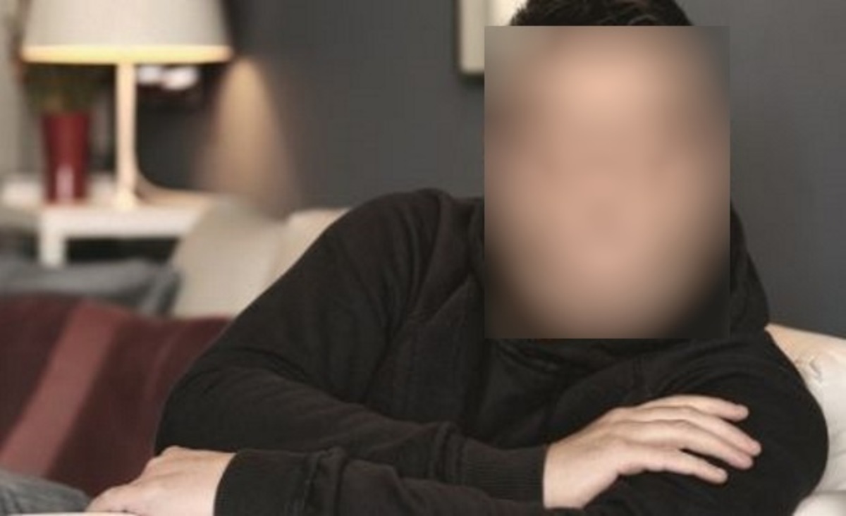 «Επαγγελματικά έχω κρατήσει το όνομα του μπαμπά μου. Το όνομα της υιοθεσίας είναι άλλο»