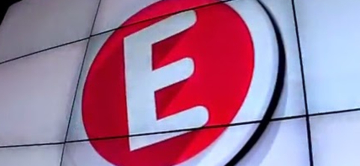 Ποια Ελληνίδα παρουσιάστρια αποκάλυψε on air ότι ανανέωσε με το κανάλι της για την επόμενη σεζόν;