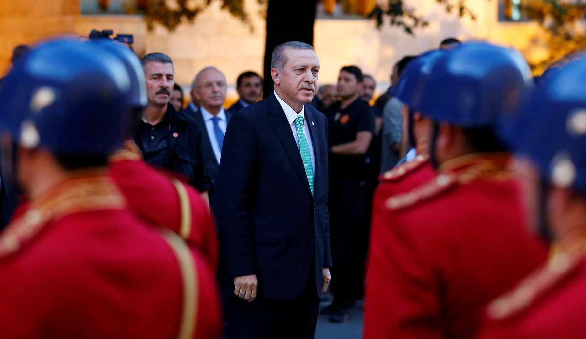 Διάγγελμα Ερντογάν: Μέχρι να σας πω να είστε στις πλατείες – Στη Δύση με φωνάζουν δικτάτορα