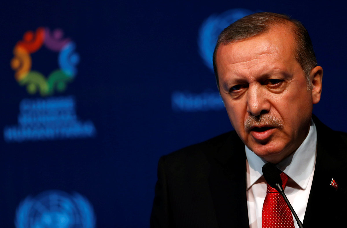 Καταδικάστηκε η Μις Τουρκία επειδή τόλμησε να προσβάλει τον Ερντογάν