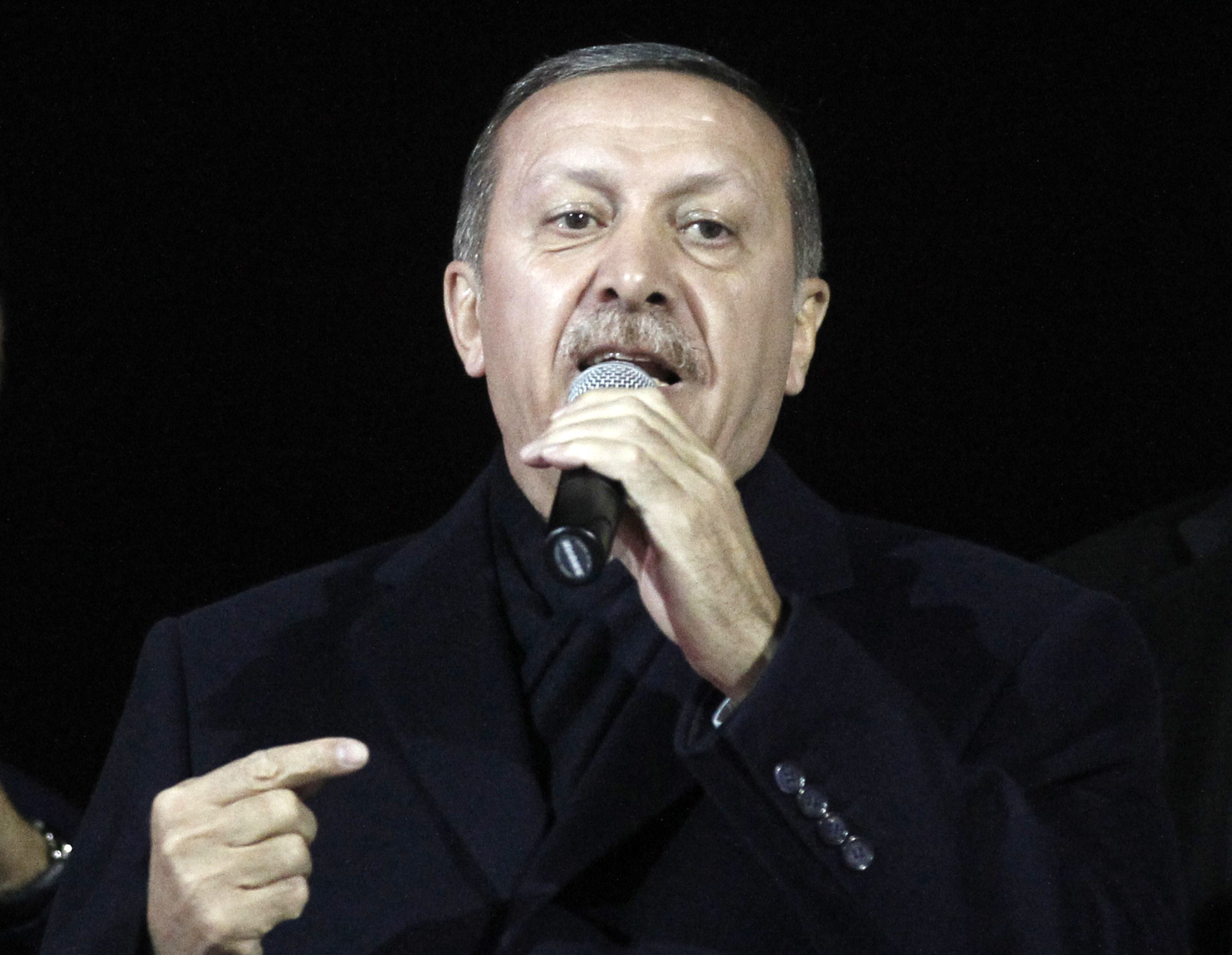 Ερντογάν: Οι συνωμοσίες δε θα πετύχουν! Ορκίζομαι να επιβιώσω
