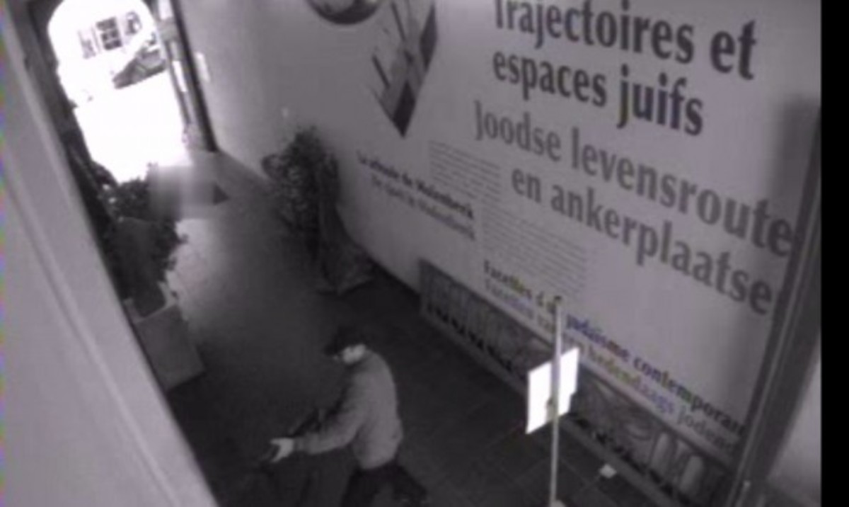 Γάλλος δημοσιογράφος: Ο “βασανιστής” που με απήγαγε ήταν στην αιματηρή επίθεση στο Εβραϊκό Μουσείο των Βρυξελλών