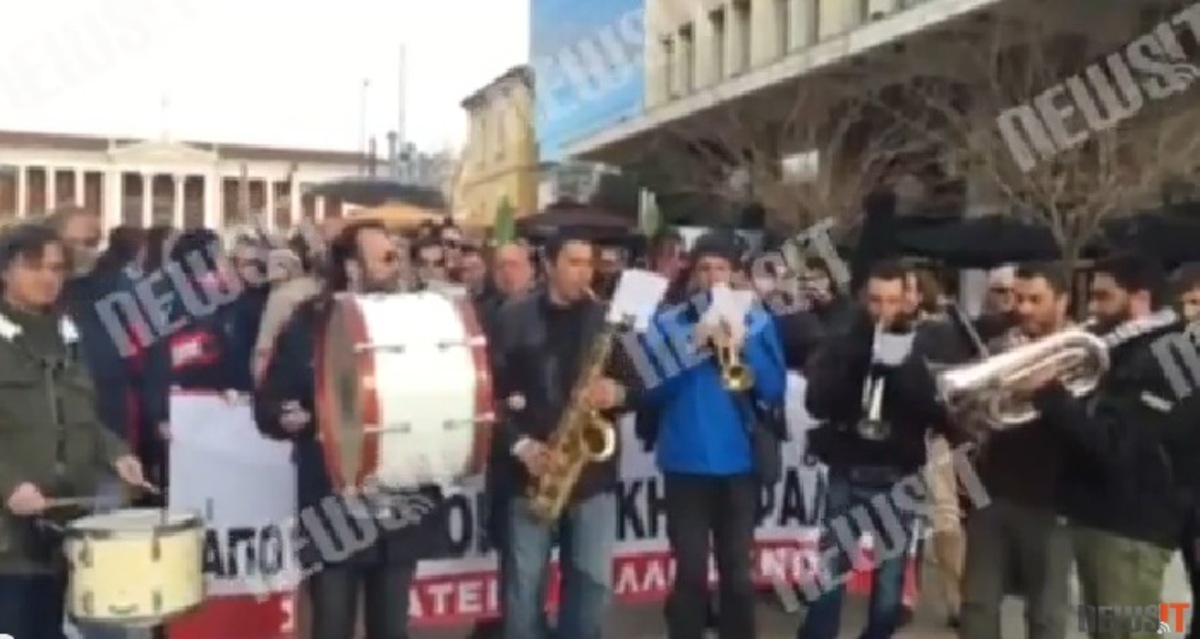Καλλιτέχνες στο Υπουργείο Εργασίας