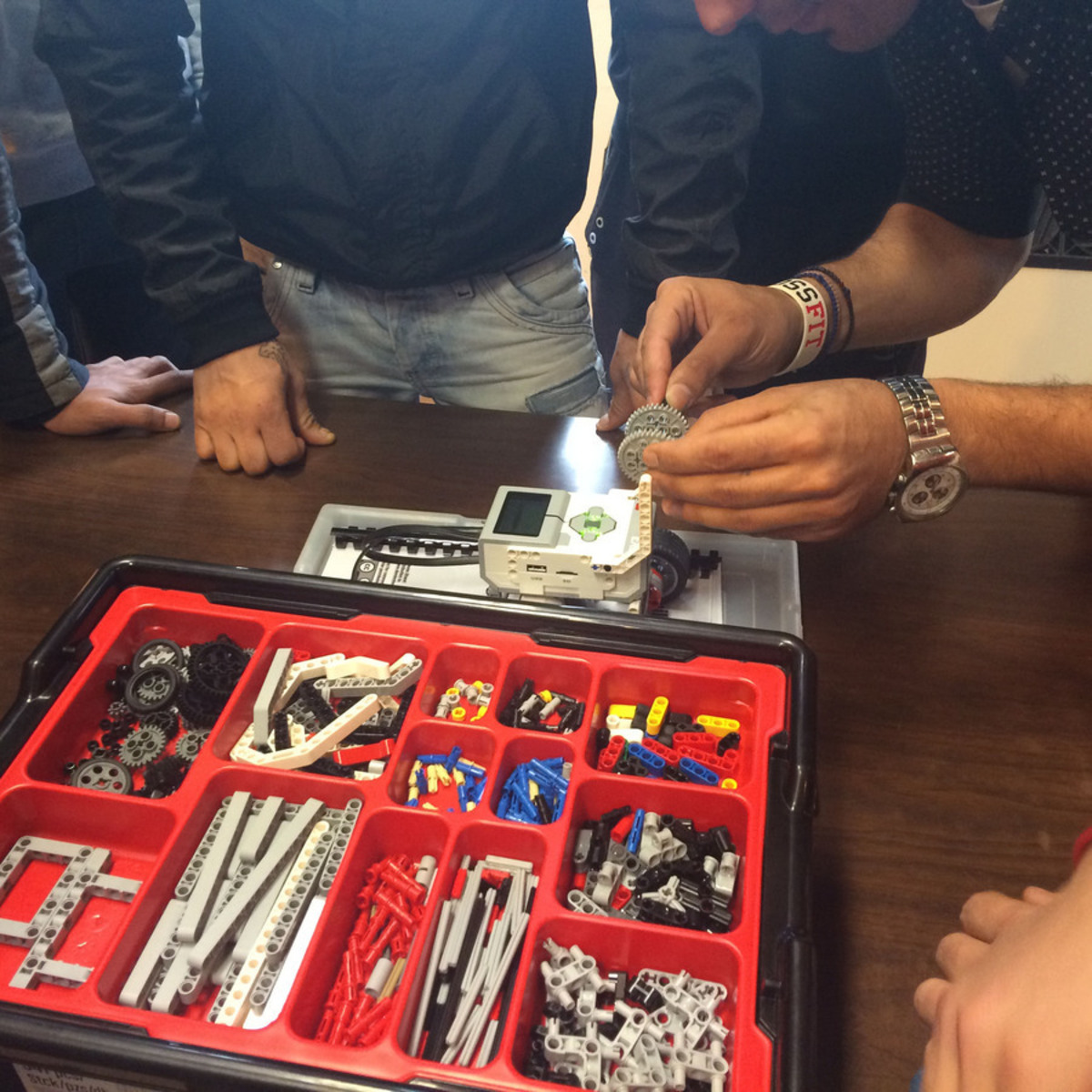 Το εργαστήρι στις φυλακές Κασσαβέτειας το 2014 - ΦΩΤΟ ΑΠΕ-ΜΠΕ