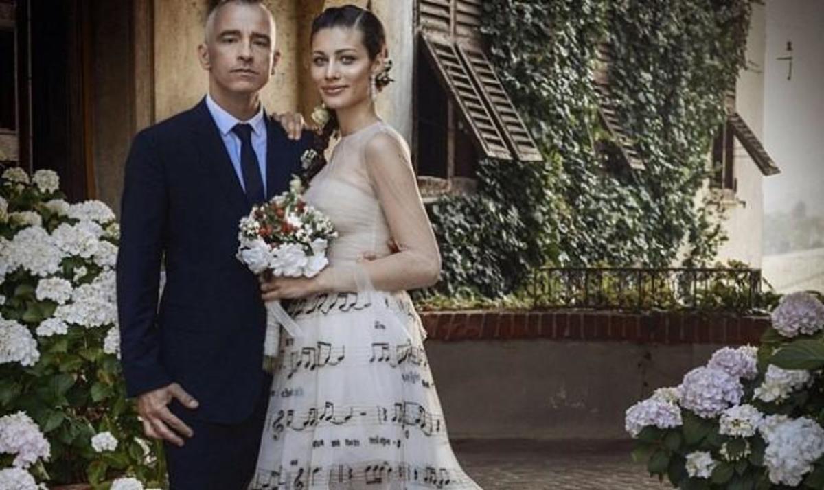 Eros Ramazzotti: Παντρεύτηκε την 25 χρόνια νεότερη σύντροφό του!