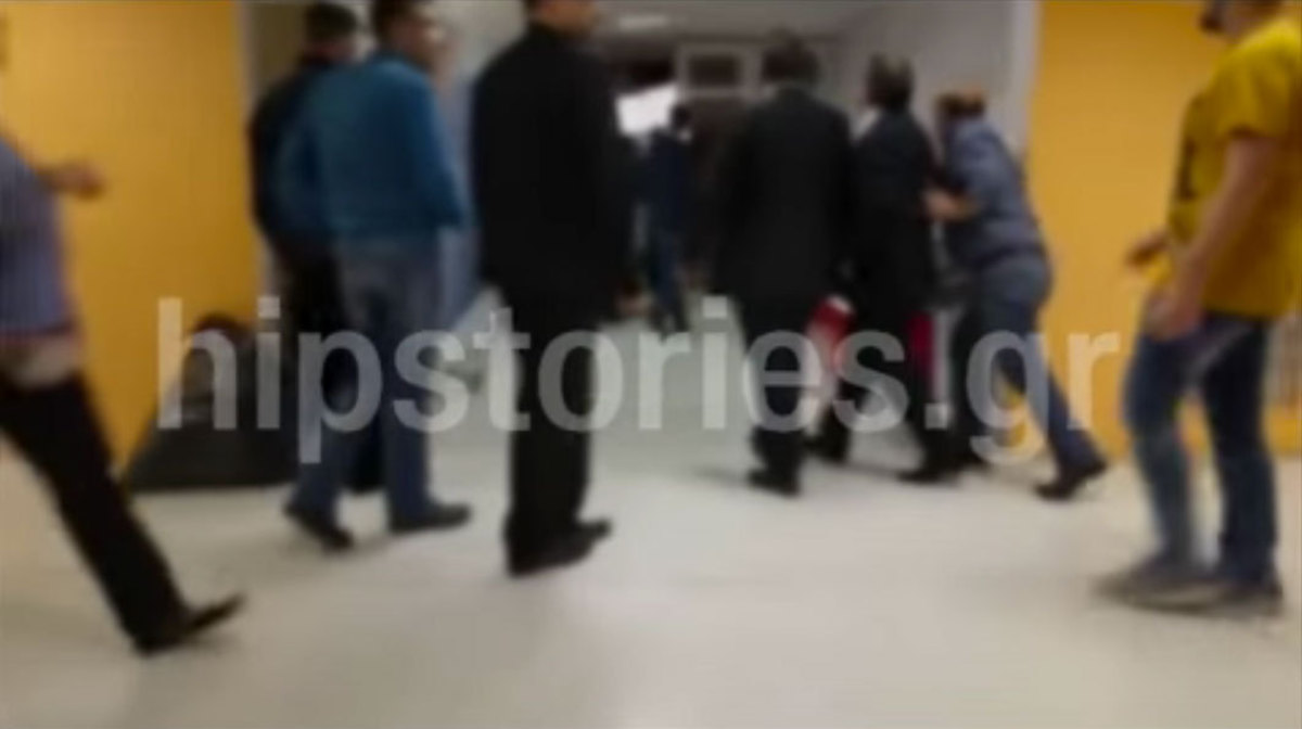 Video από τη στιγμή της εισβολής του Ρουβίκωνα στην ΕΡΤ