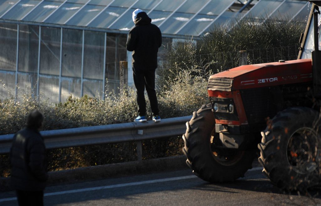 Μπλόκα αγροτών: Κλειστή σε δύο σημεία η εθνική Αντιρρίου– Ιωαννίνων
