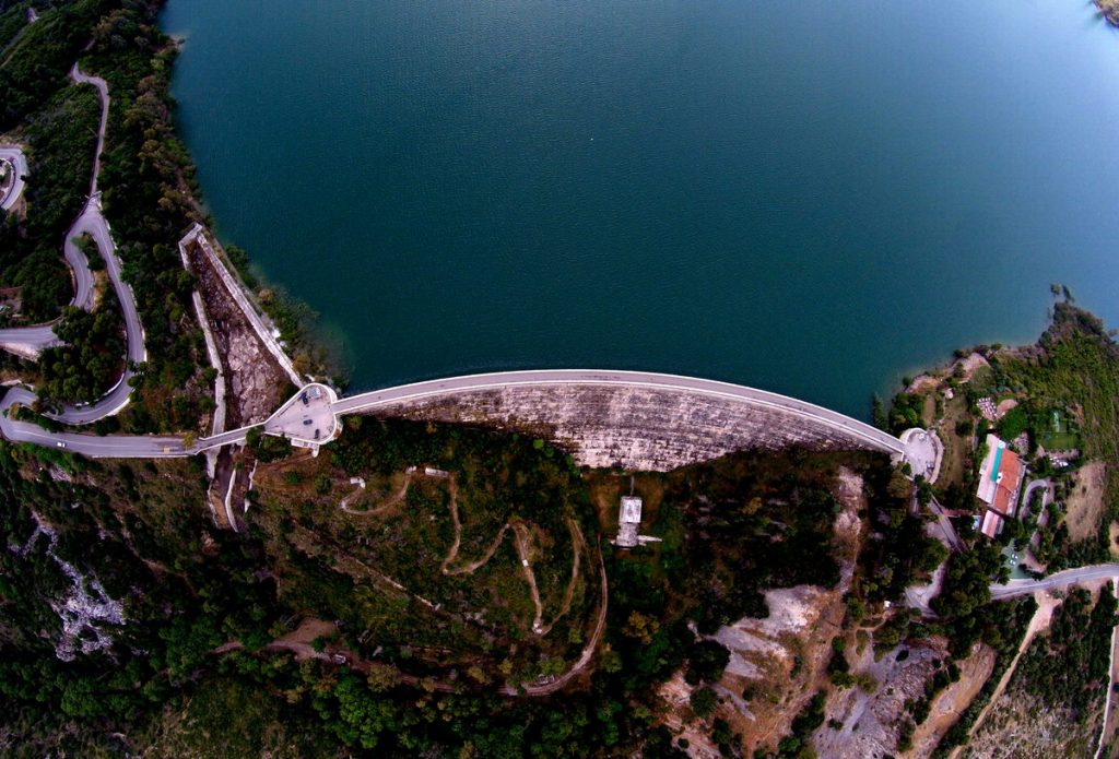 Νερό της ΕΥΔΑΠ θα πίνει η Αίγινα