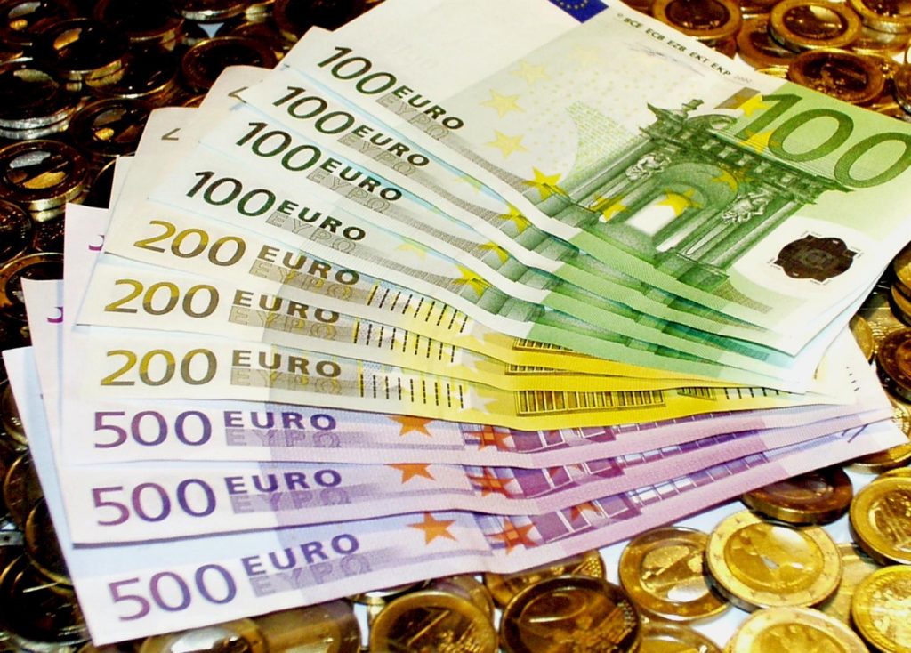 Πλεόνασμα 1,048 δισ. το α’ τετράμηνο του ‘14