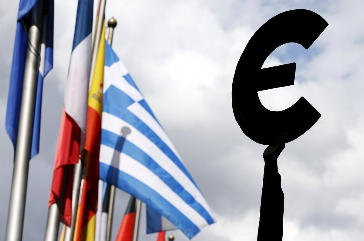 11 δισ. η δόση στην Ελλάδα – Τα 4 δισ. για την εξόφληση των ιδιωτών – Μαλώνουν στον… “αχυρώνα” του χρέους Ευρωπαίοι και ΔΝΤ