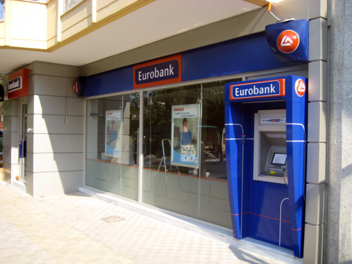 Eurobank EFG: στρατηγική συνεργασία με την Raiffeisen Bank International στην Πολωνία
