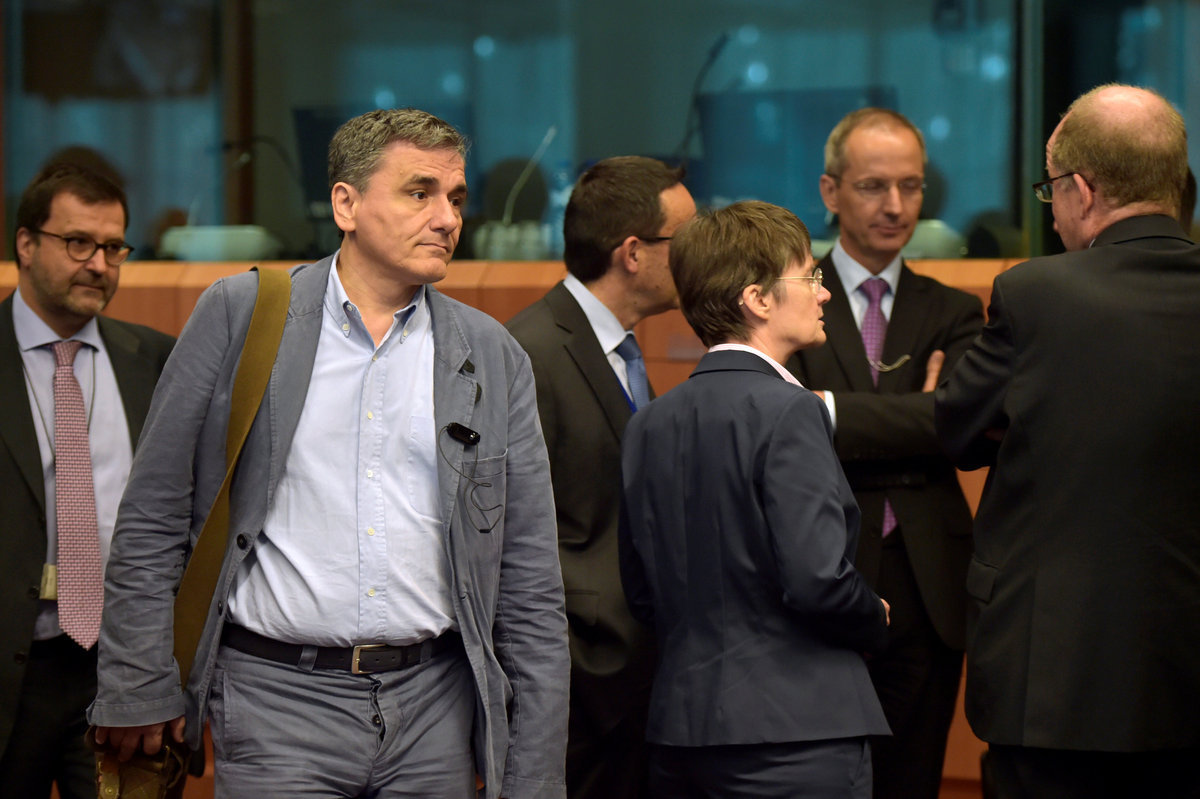 Όλο το παρασκήνιο στο τελευταίο Eurogroup – Η κλήση στο… Καζακστάν, το συρτάκι του Ζορμπά στην αίθουσα της συνεδρίασης και ο θυμωμένος Ντάισελμπλουμ