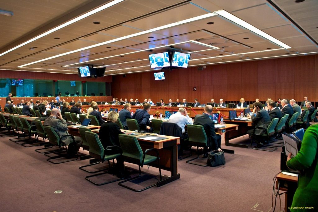 Αγώνας δρόμου! Με το που τελείωσε το Euroworking Group άρχισε η συνεδρίαση του BG!