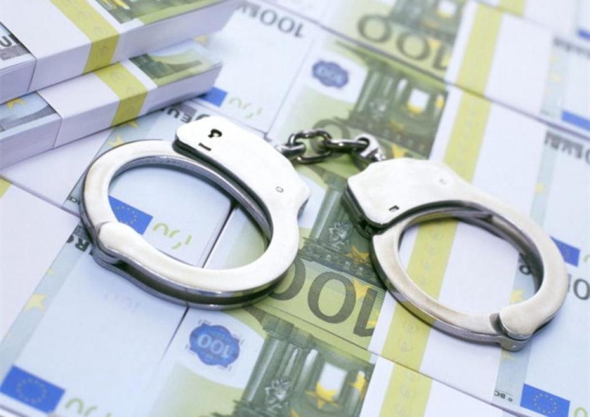 Ζευγάρι συνελήφθη για οφειλές 900.000 ευρώ
