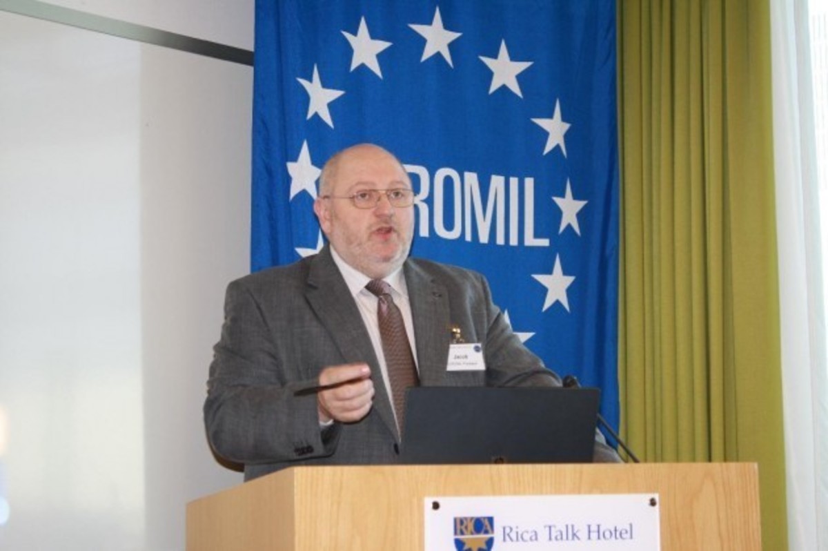 Ύψωσαν την σημαία των Κατεχομένων στην Αθήνα!