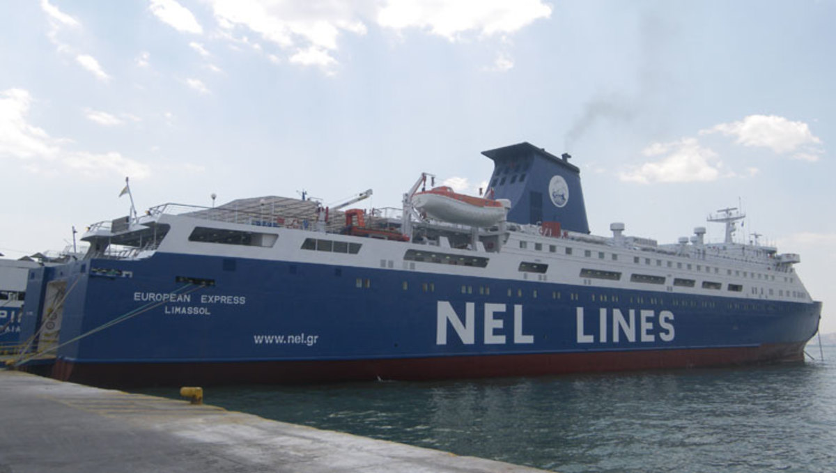 Δεμένο στο λιμάνι της Καβάλας το “European Express” λόγω επίσχεσης