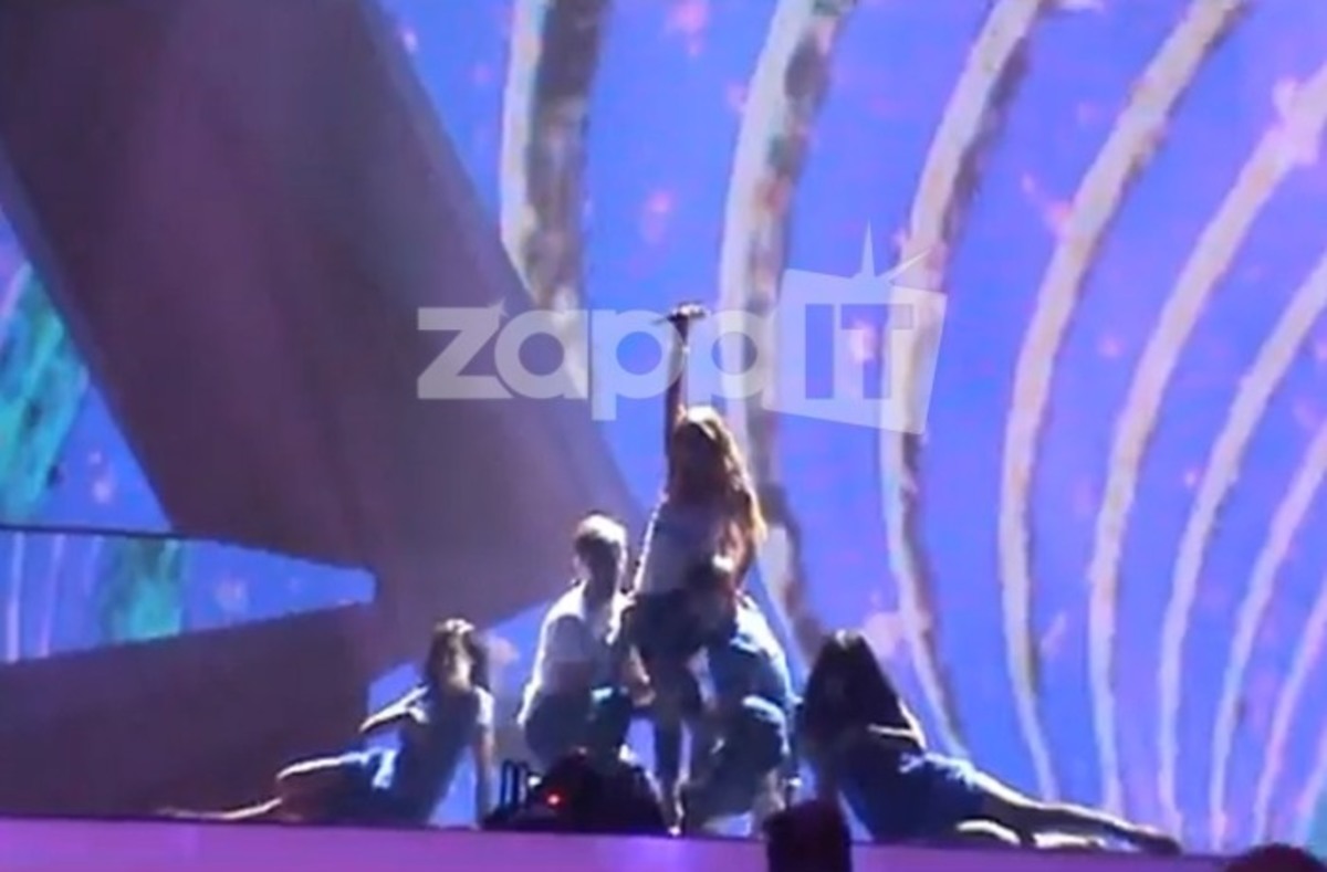 ΔΕΙΤΕ την πρώτη πρόβα της Ελευθερίας Ελευθερίου στο Αζερμπαϊτζάν!