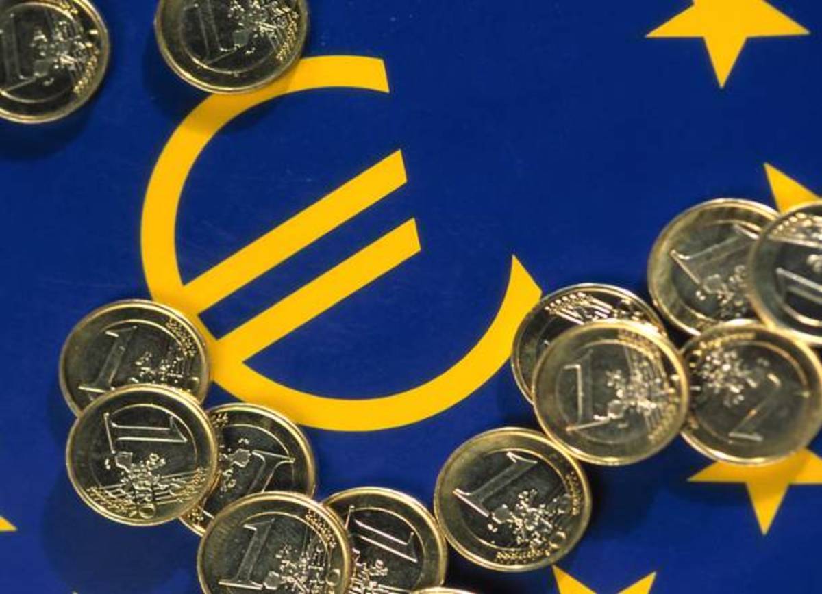 Σταθερός παρέμεινε ο πληθωρισμός στο 2,2% στην ευρωζώνη, αναφέρει η Eurostat