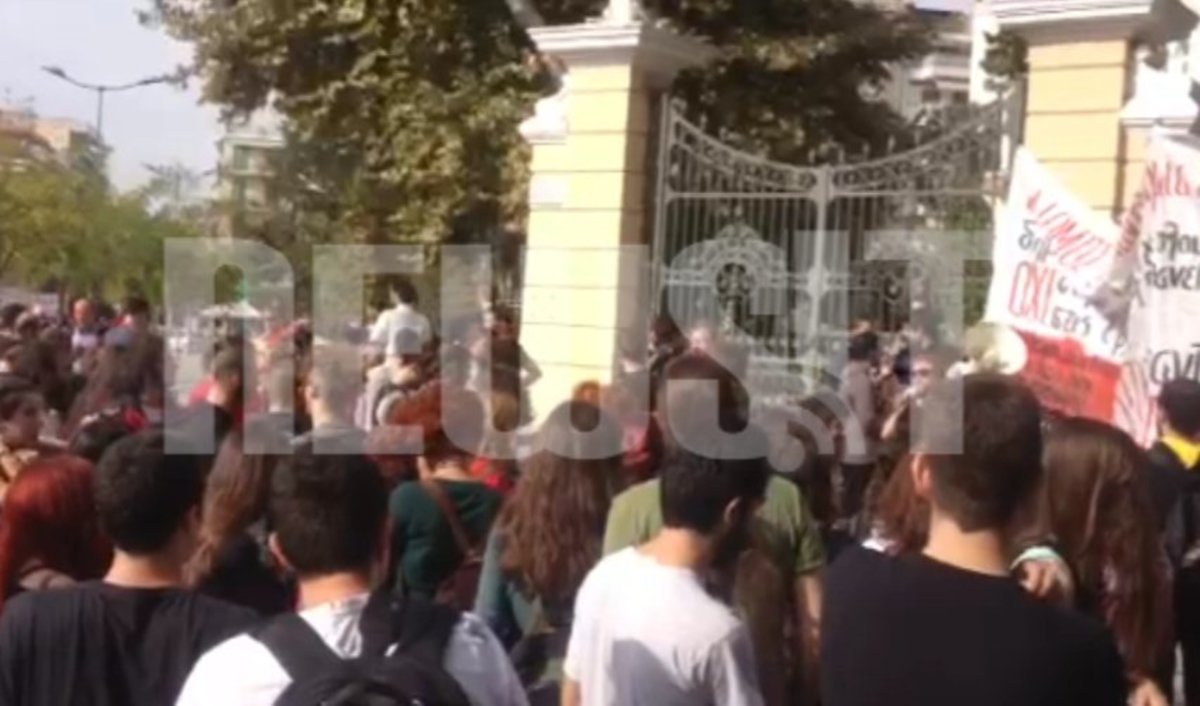 Θεσσαλονίκη: Συνθήματα διαδηλωτών