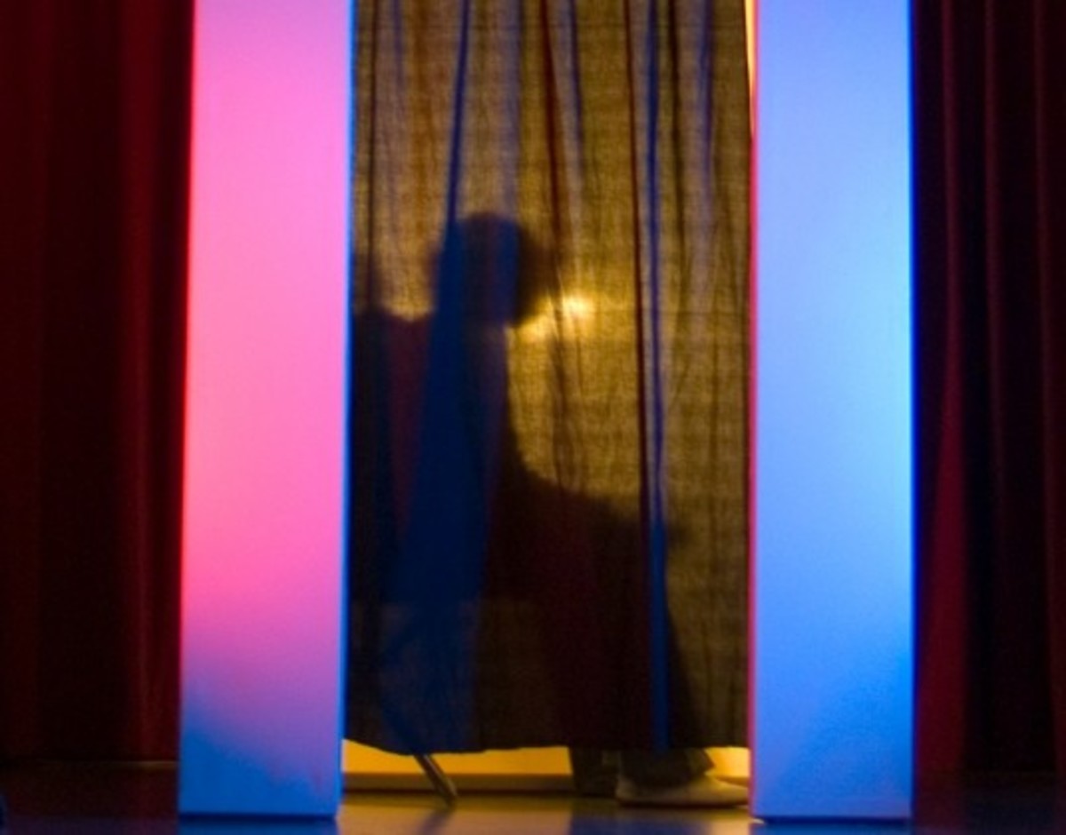 Η τσιγγάνα ενορίτισσα «έκλεψε» την καρδιά του ιερέα μαζί 350.000€