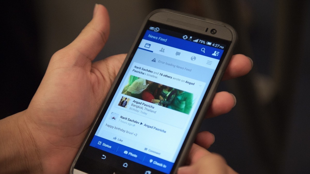 Το Facebook δοκιμάζει να κατηγοριοποιήσει το News Feed