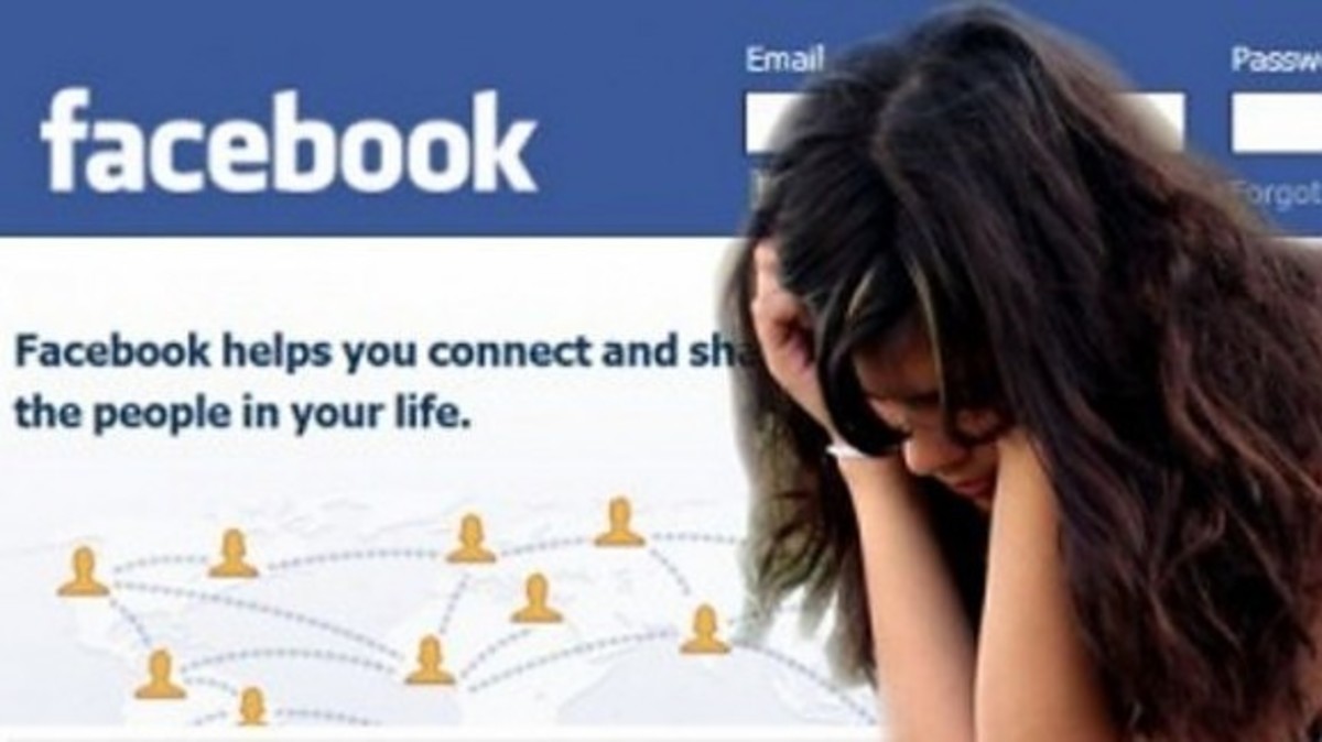 Αστυνομικός το “έπαιζε” γυναίκα μέσω Facebook