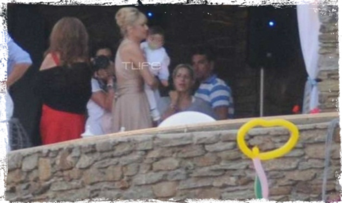 Γ. Λιάγκας – Φ. Σκορδά: Όσα δεν είδαμε στην βάφτιση και το “ευχαριστώ” για τις ευχές!