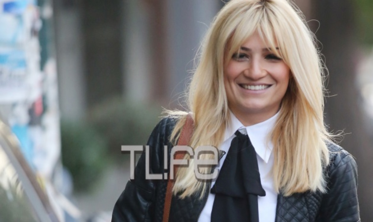 Με ποιον γοητευτικό κύριο βγήκε για φαγητό η Φαίη Σκορδά;