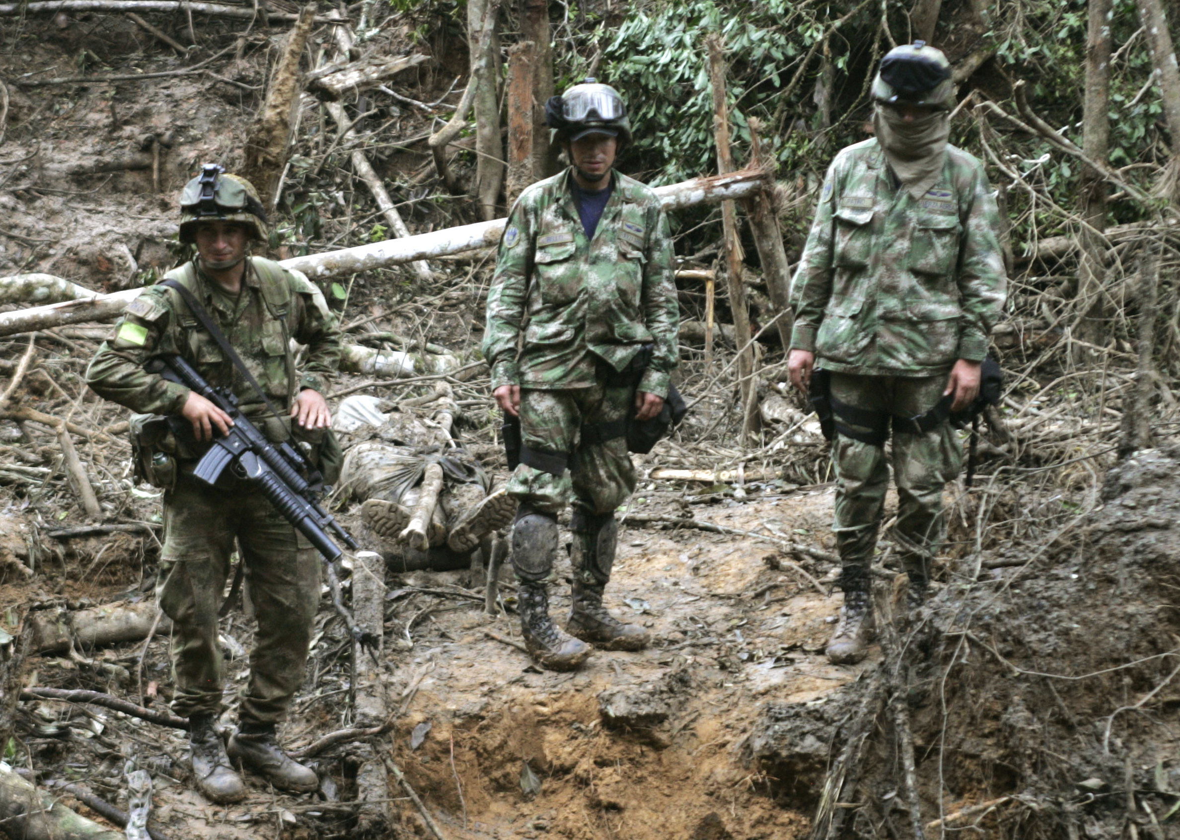 Κολομβία: Οι διαφωνούντες των FARC «έτοιμοι» να διαπραγματευτούν την ειρήνη από τη 16η Μαΐου
