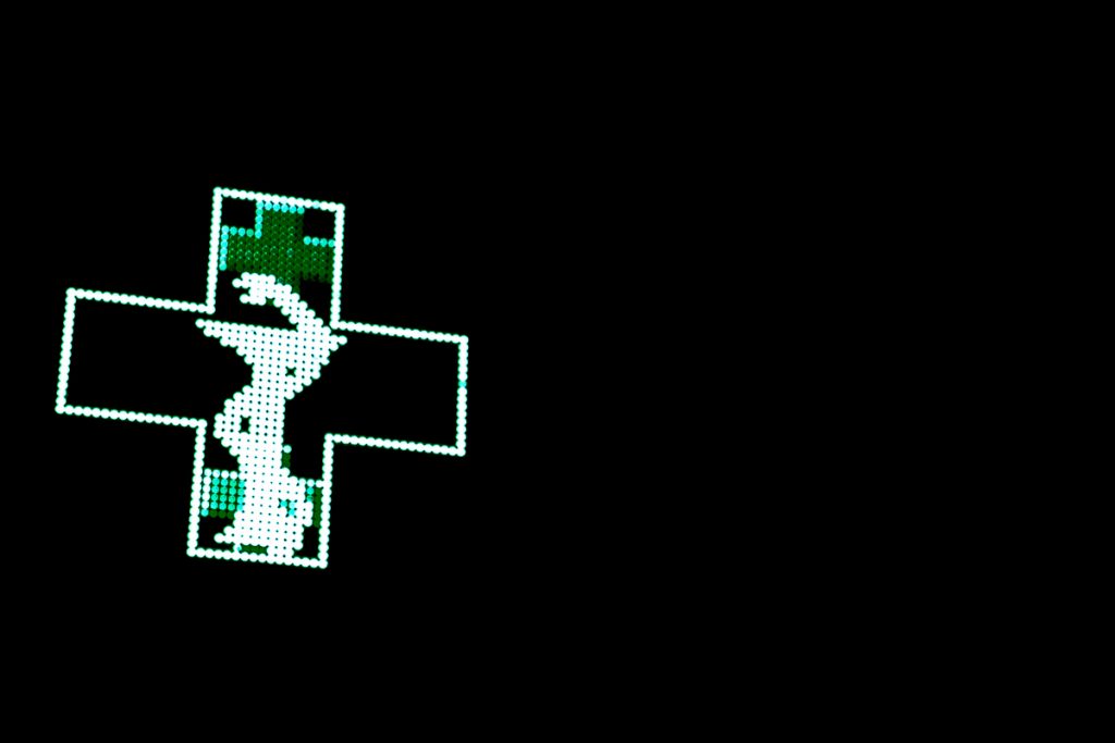 «Καταδίκη» από τον ΠΦΣ όσων βουλευτών-φαρμακοποιών ψήφισαν το τελευταίο νομοσχέδιο