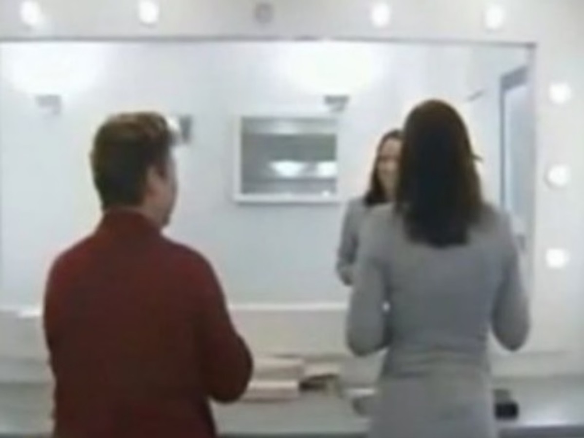 Βίντεο: Η καλύτερη φάρσα σε τουαλέτα!