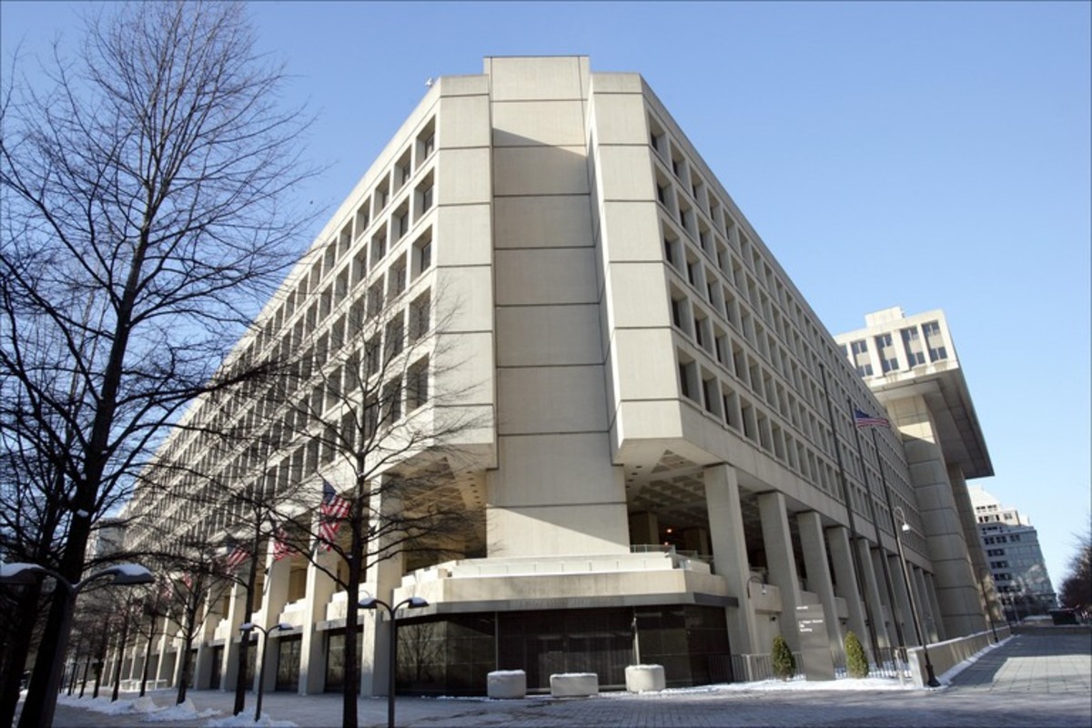 Το FBI ώθησε Αμερικανούς μουσουλμάνους να διαπράξουν τρομοκρατικές ενέργειες