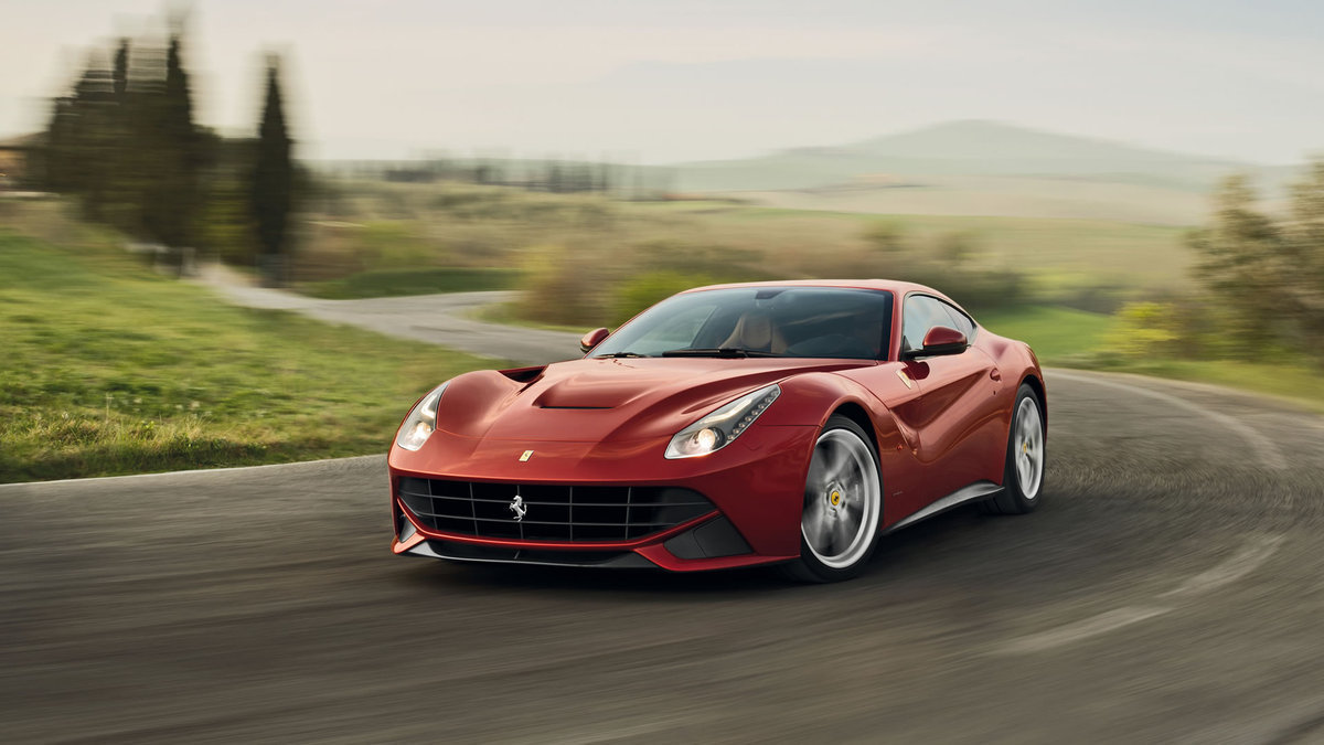 Ισχυρότερη και ελαφρύτερη η ανανεωμένη Ferrari F12 berlinetta