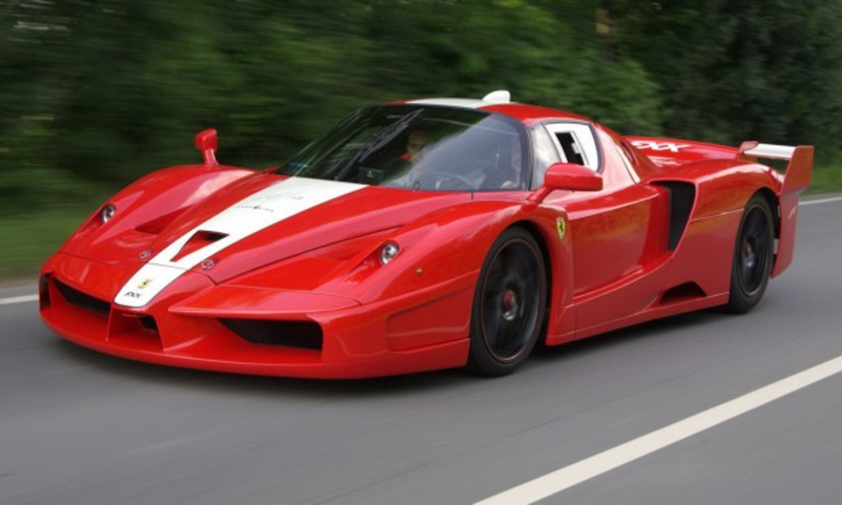 Ferrari: Ετοιμάζει και πιο σκληροπυρηνική έκδοση της LaFerrari