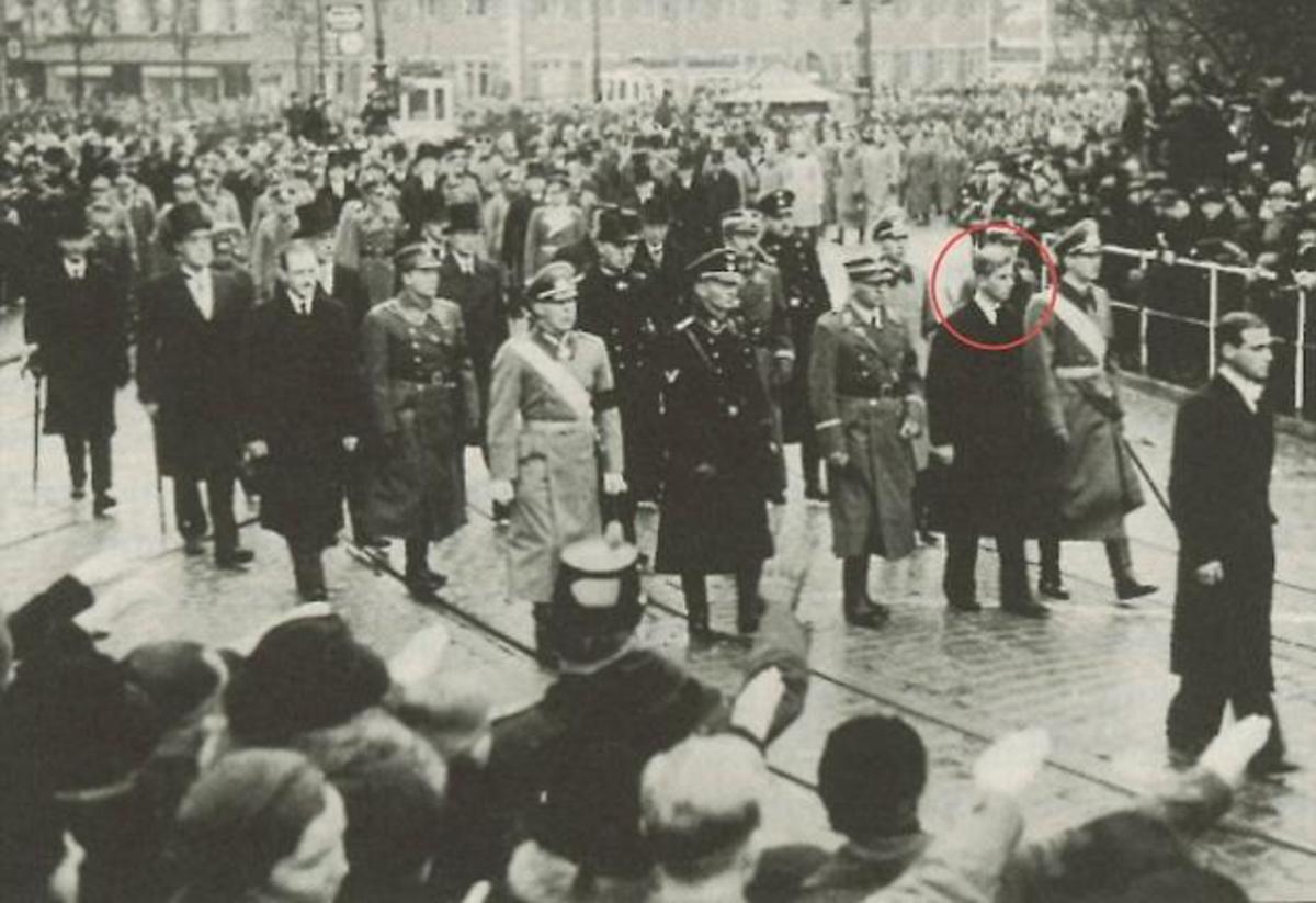 O πρίγκιπας Φίλιππος, οι αδερφές του και ο Χίτλερ – Οι φωτογραφίες που κάνουν το γύρο του ίντερνετ [pics]