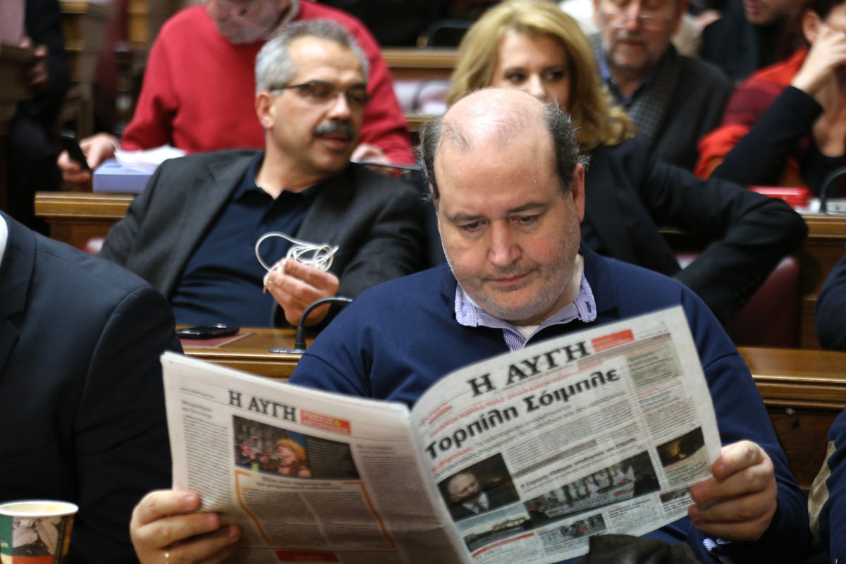 “Άδειασε” τη Ζωή για τη Χρυσή Αυγή ο Νίκος Φίλης