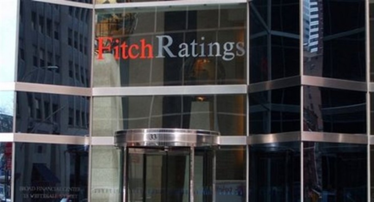 Fitch: Αυτές είναι οι προϋποθέσεις για την αναβάθμιση της ελληνικής οικονομίας