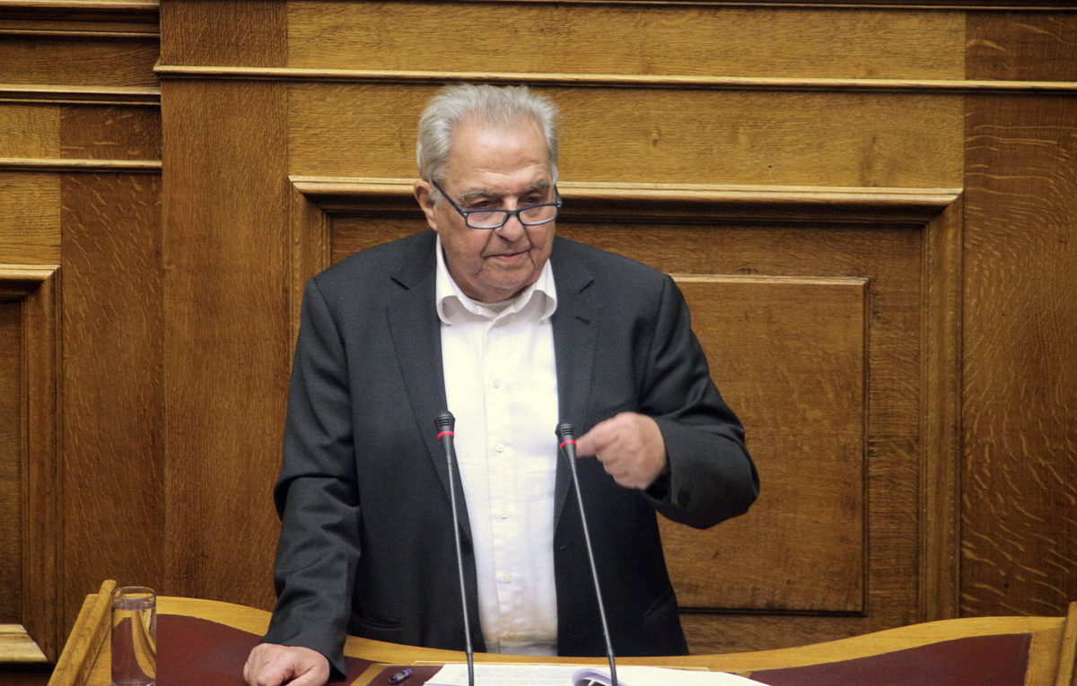 Βουλή – Φλαμπουράρης: Θα κυβερνάμε μέχρι το… 1919!