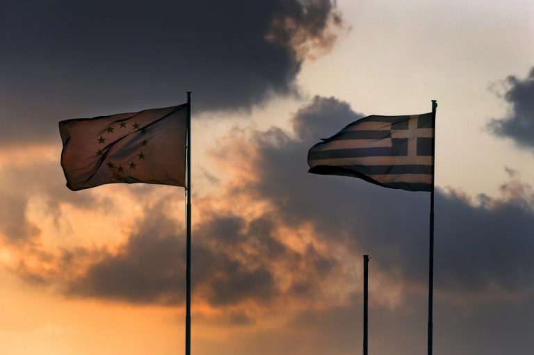 FAZ: Το καλό και το κακό σενάριο για την Ελλάδα