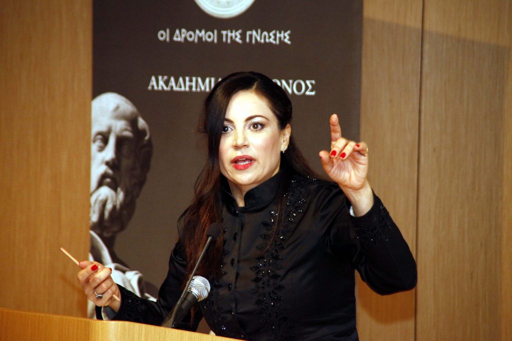 Η Βίκυ Φλέσσα ΔΕΝ πήρε έγκριση για καινούργιες εκπομπές