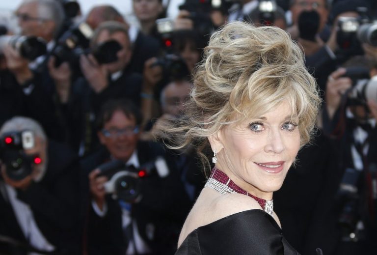 Βόμβα από την Jane Fonda: “Με βίασαν όταν ήμουν μικρή” [vid]