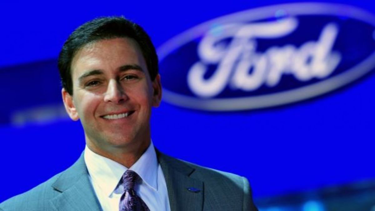 Αποζημίωση μαμούθ για τον πρόεδρο της Ford που απολύθηκε