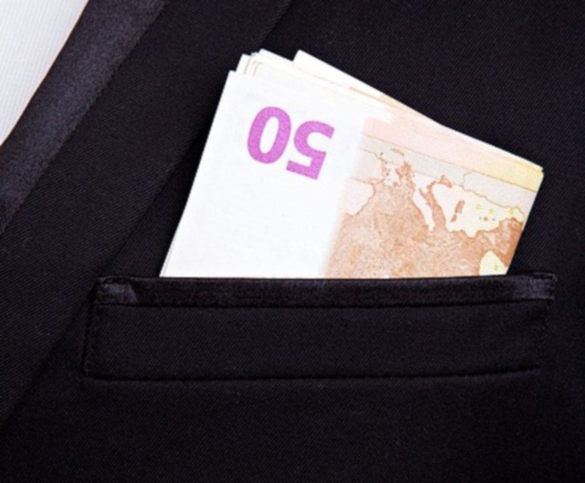 Σαρωτικοί έλεγχοι για φοροδιαφυγή – Χωρίς άδεια οδοντιατρείο στο Π. Φάληρο