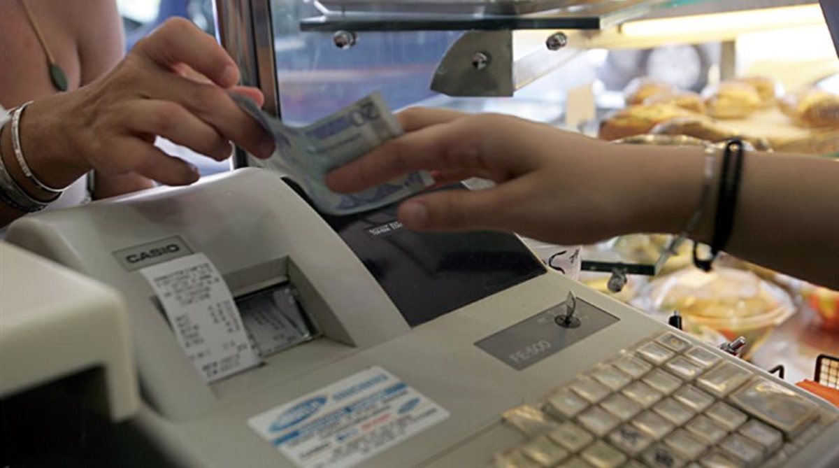 Ποινές μαμούθ για όσους δεν αποδίδουν τον ΦΠΑ – Θα τους ”ξεφωνίζουν” στο Internet και δεν θα αναγνωρίζονται τα τιμολόγια τους!