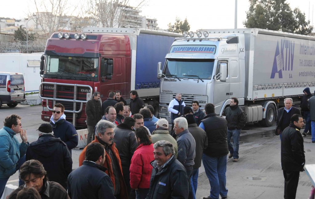 Εξεταστική για 3 πρώην υπουργούς;